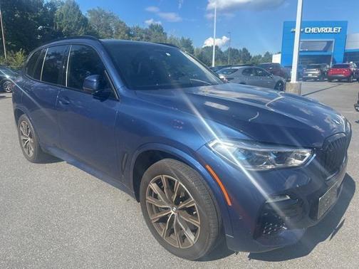 2020 BMW X5 M50i