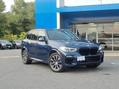 2020 BMW X5 M50i