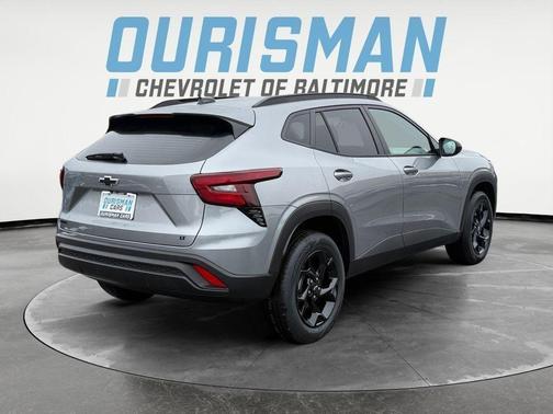Sterling Gray Metallic 2026 Chevrolet Trax LT
