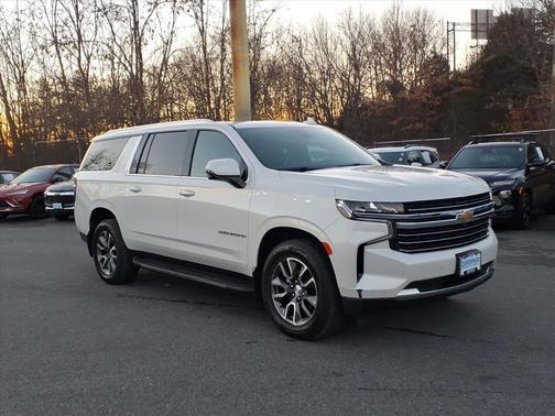2022 Chevrolet Suburban LT