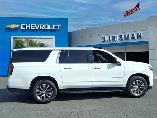 2022 Chevrolet Suburban LT