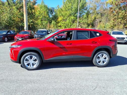 2026 Chevrolet Trax LS