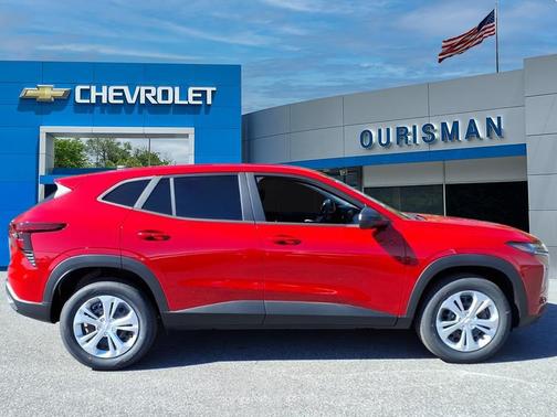 2026 Chevrolet Trax LS