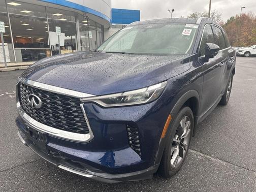 2022 INFINITI QX60 Luxe