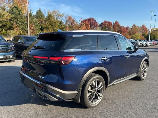 2022 INFINITI QX60 Luxe