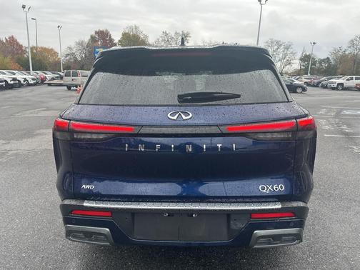 2022 INFINITI QX60 Luxe