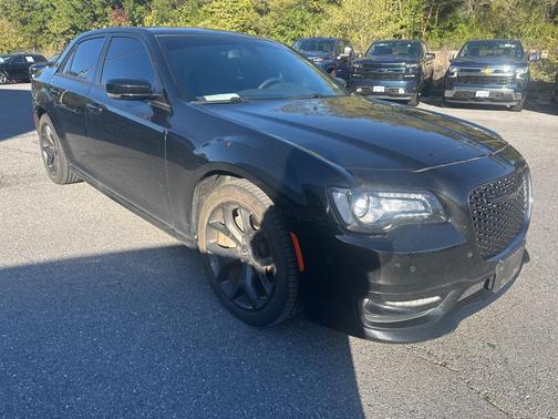 2022 Chrysler 300 S