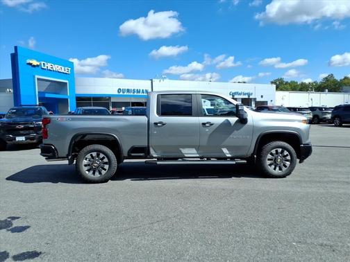 2026 Chevrolet Silverado 2500 Custom