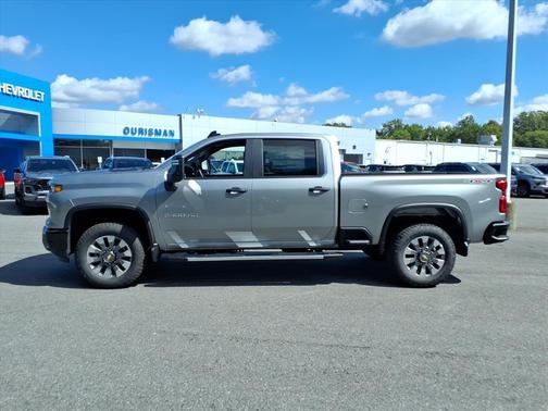 2026 Chevrolet Silverado 2500 Custom