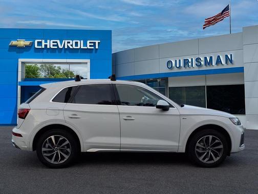 2023 Audi Q5 45 S line Premium Plus
