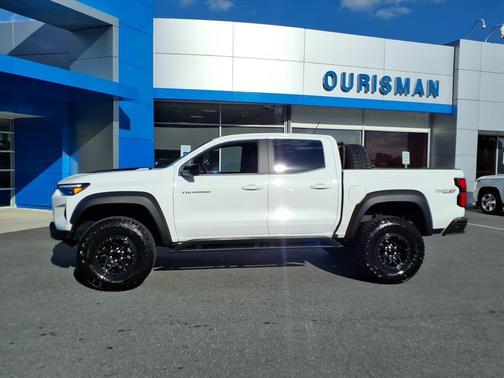 2024 Chevrolet Colorado ZR2