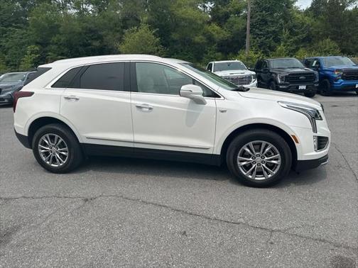 2022 Cadillac XT5 Premium Luxury