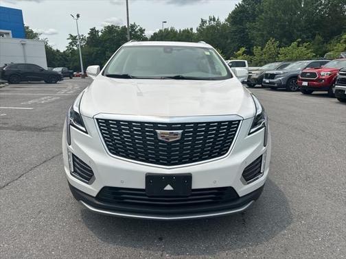 2022 Cadillac XT5 Premium Luxury
