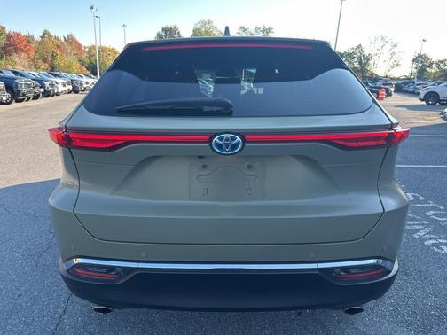 2021 Toyota Venza XLE