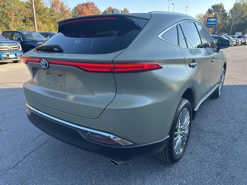 2021 Toyota Venza XLE