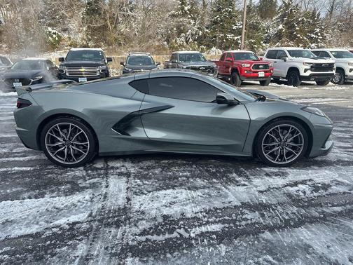 2024 Chevrolet Corvette Stingray w/2LT