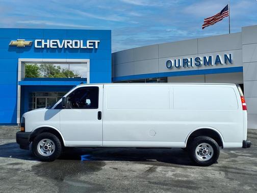 2023 GMC Savana 2500 Work Van