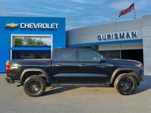 Black 2025 Chevrolet Colorado Trail Boss