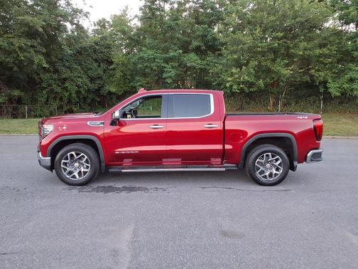 Volcanic Red Tintcoat 2023 GMC Sierra 1500 SLT