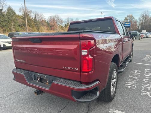 2020 Chevrolet Silverado 1500 Custom