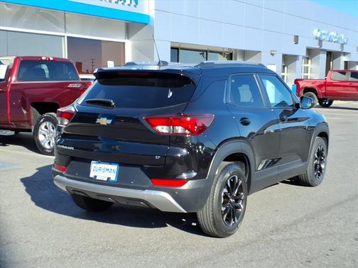 Mosaic Black Metallic 2022 Chevrolet Trailblazer LT