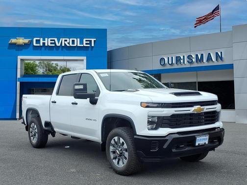 2026 Chevrolet Silverado 2500 Custom
