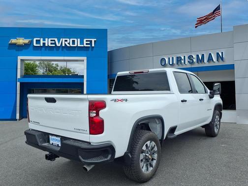 2026 Chevrolet Silverado 2500 Custom