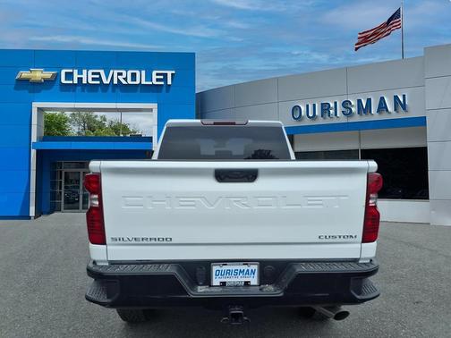 2026 Chevrolet Silverado 2500 Custom