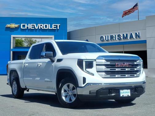 Summit White 2024 GMC Sierra 1500 SLE