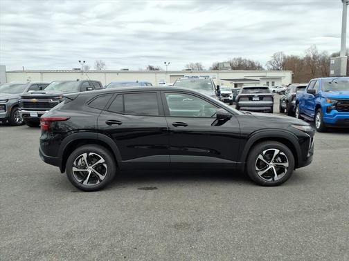 2026 Chevrolet Trax FWD 1RS