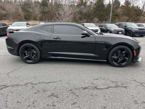 2022 Chevrolet Camaro RWD Coupe LT1