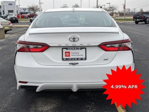 Photo 5 of 34 of 2021 Toyota Camry SE