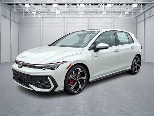 2025 Volkswagen Golf GTI 2.0T SE DSG