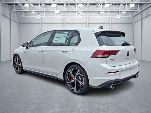 2025 Volkswagen Golf GTI 2.0T SE DSG