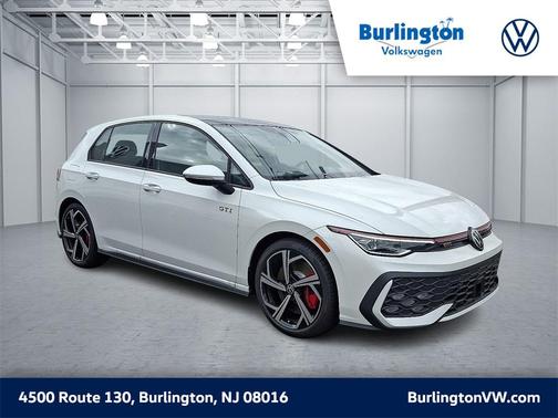 2025 Volkswagen Golf GTI 2.0T SE DSG