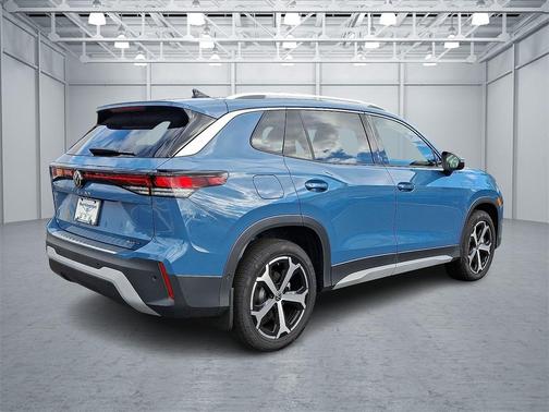 2025 Volkswagen Tiguan 2.0T SE 4MOTION