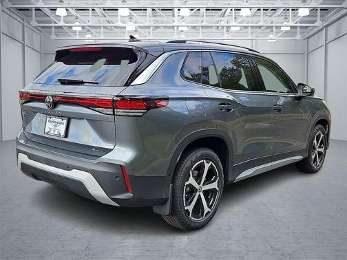 2025 Volkswagen Tiguan 2.0T SE 4MOTION