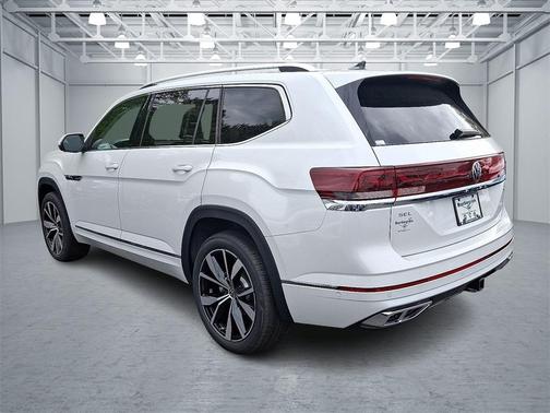 2025 Volkswagen Atlas 2.0T SEL Premium R-Line 4MOTION