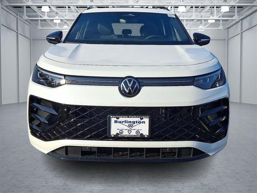 2025 Volkswagen Tiguan 2.0T SE R-Line Black 4MOTION
