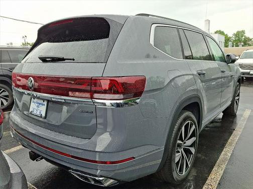 2025 Volkswagen Atlas 2.0T SEL Premium R-Line 4MOTION