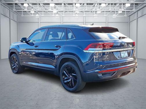 2022 Volkswagen Atlas Cross Sport 3.6L V6 SE w/Technology