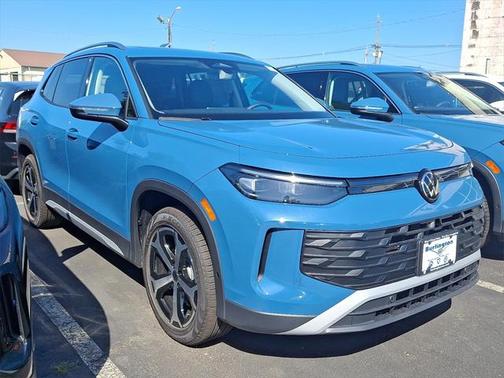 2025 Volkswagen Tiguan 2.0T SE 4MOTION