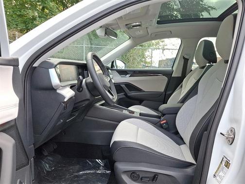 2025 Volkswagen Tiguan 2.0T SE 4MOTION