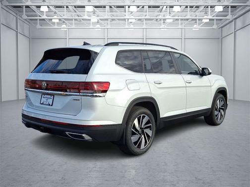 2026 Volkswagen Atlas 2.0T SE w/Technology 4MOTION