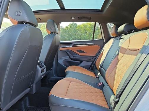 2025 Volkswagen Tiguan 2.0T SEL R-Line 4MOTION