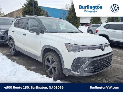 2025 Volkswagen Taos 1.5T SE Black