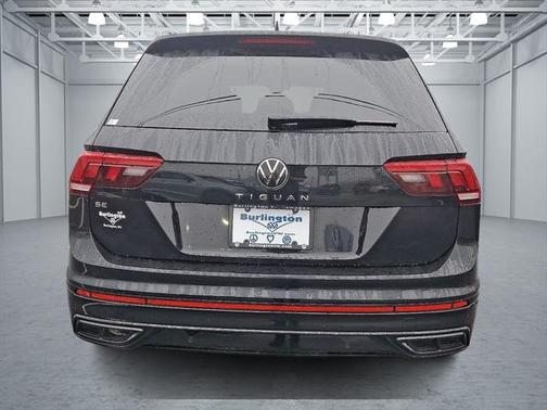 2024 Volkswagen Tiguan 2.0T SE R-Line Black