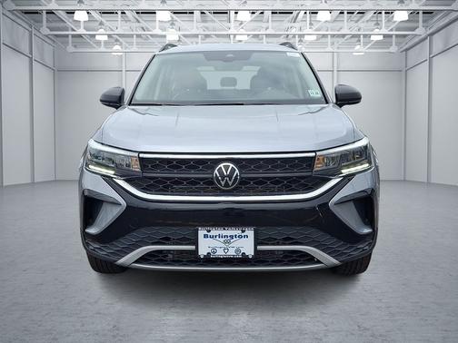 Pyrite Silver Metallic 2024 Volkswagen Taos 1.5T S