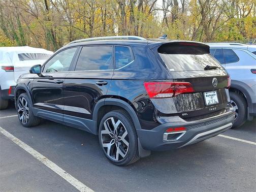 2023 Volkswagen Taos 1.5T SEL