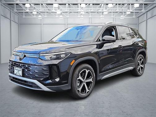 2025 Volkswagen Tiguan 2.0T SE 4MOTION